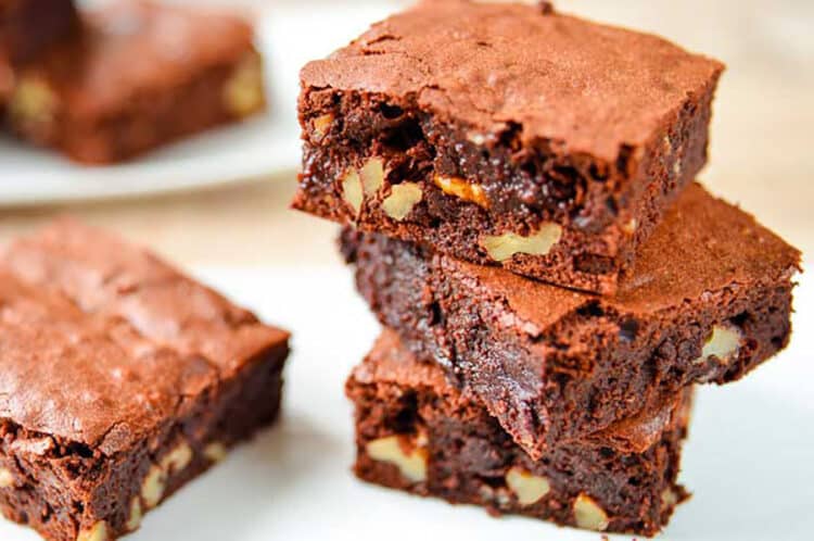 Schokoladen-Brownie mit Walnüssen im Thermomix - Thermomix Rezepte