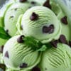 Minze-Schokoladenstückchen-Eis aus dem Thermomix