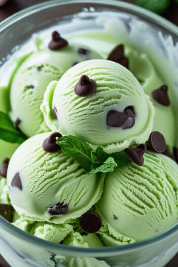 Minze-Schokoladenstückchen-Eis aus dem Thermomix
