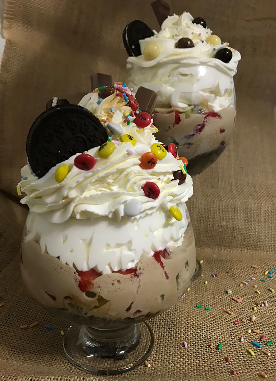 Früchte-Eis-Dessert im Glas aus dem Thermomix
