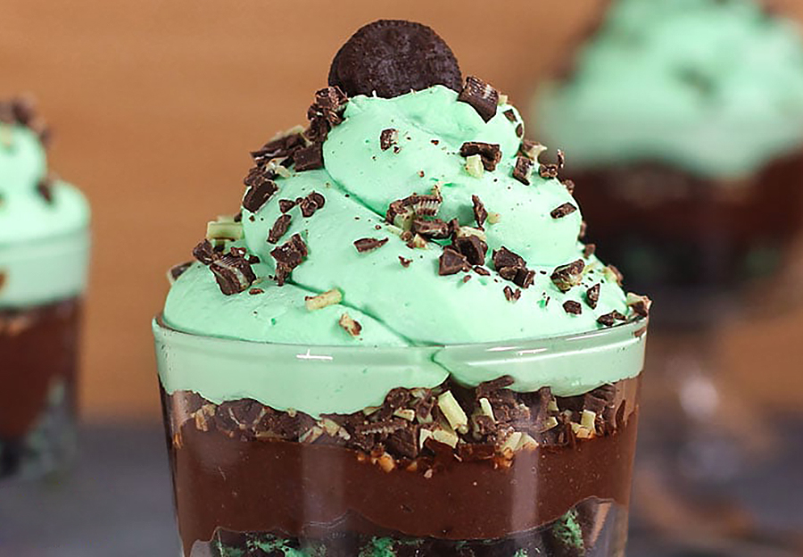 Schokoladen-Minz-Dessert mit Oreos aus dem Thermomix