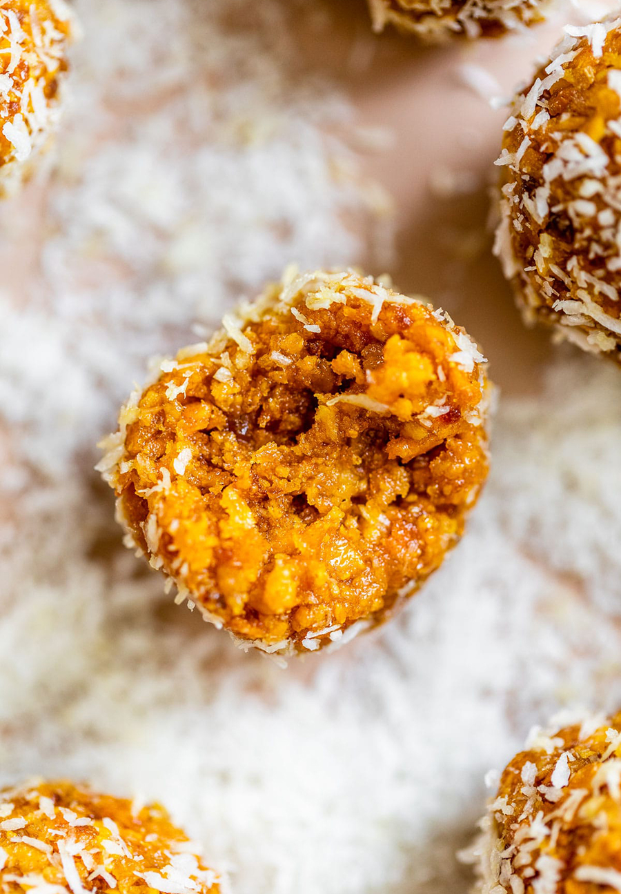 Mango-Energiebällchen mit dem Thermomix Mango-Energiebällchen mit dem Thermomix