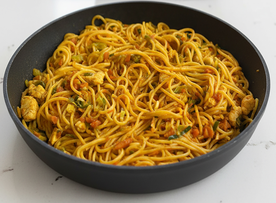 Gebratene Nudeln mit Hähnchen im Thermomix