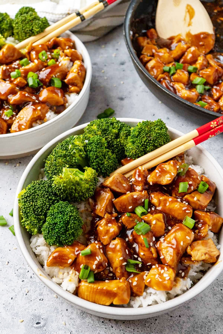 Teriyaki-Hähnchen-Bowl mit Honig und Reis aus dem Thermomix