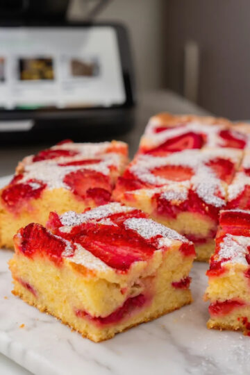 Super luftiger Erdbeerkuchen in 10 Minuten aus dem Thermomix