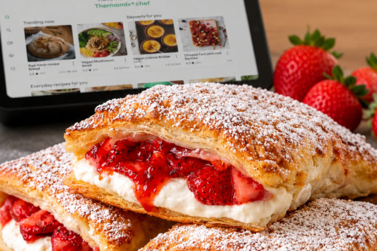 Erdbeerkissen aus Blätterteig aus dem Thermomix