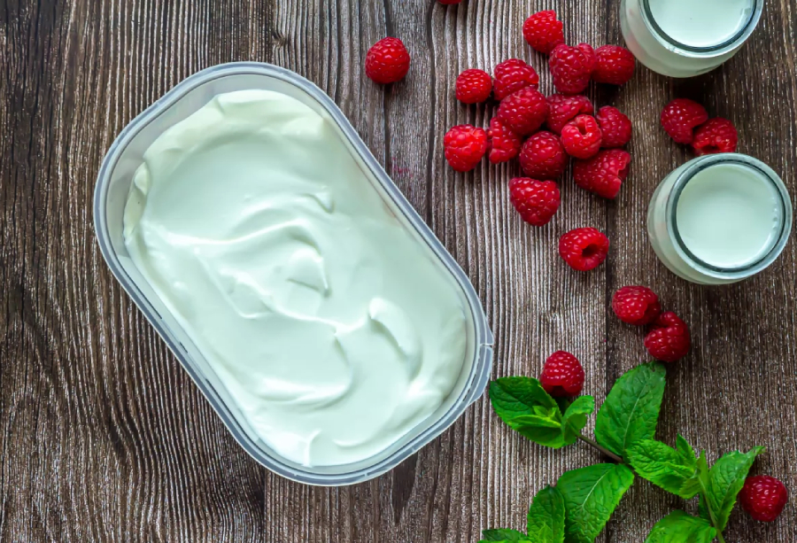 Köstliches JoghurtEis aus dem Thermomix Köstliches JoghurtEis aus dem Thermomix